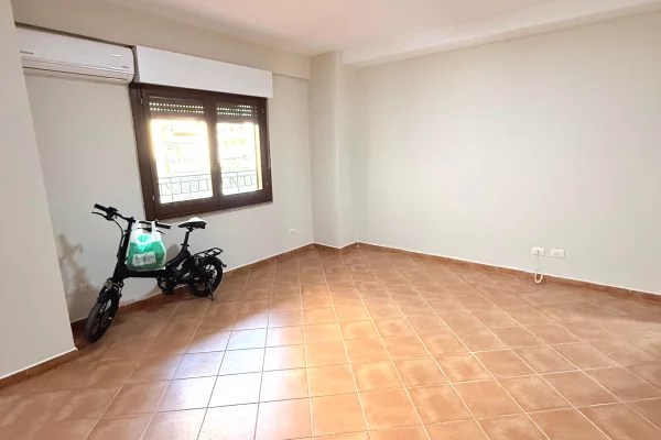 Shtepi me qera Apartament ne Tirane, 1+1, Mobilimi E mobiluar, Pagesa 340  Euro.