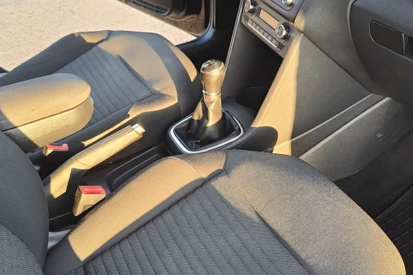 Makina ne shitje ne Gjakove, Volkswagen, 2012 Diesel,Kambio Manual Pagesa 7,200  Euro.