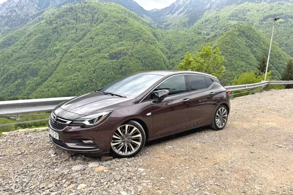 Makina ne shitje ne Prishtine - 14,000 Euro