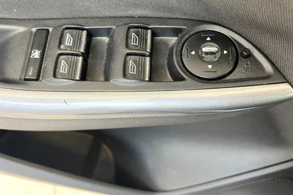 Cars for sale in Tirana, Ford, 2012 Diesel,Kambio Automatik Payment 6,900  Euro.