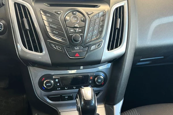 Cars for sale in Tirana, Ford, 2012 Diesel,Kambio Automatik Payment 6,900  Euro.