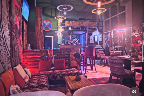 Njoftime Pune Kamarjere