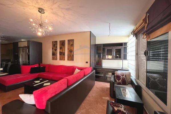 Shtepi me qera 3+1 ne Tirane - 632 Euro