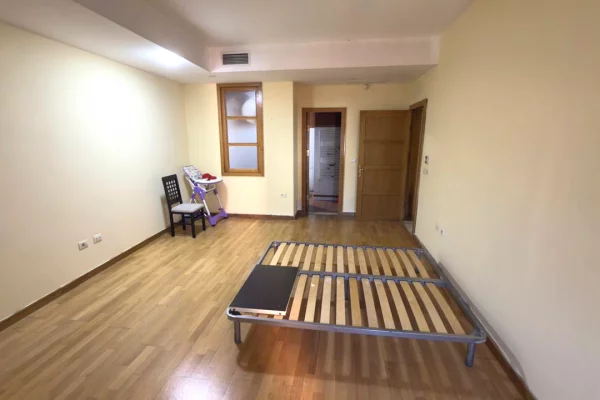Casa in affitto 3+1 a Tirana - 1,502 Euro