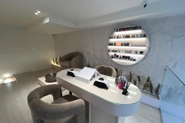 Business Property for Rent 1+1 in Tirana - 261 Euro