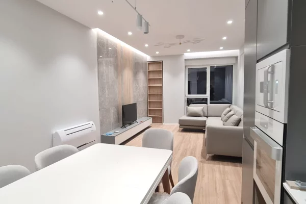 Shtepi me qera Apartament ne Tirane, 2+1, Mobilimi E mobiluar, Pagesa 803  Euro.
