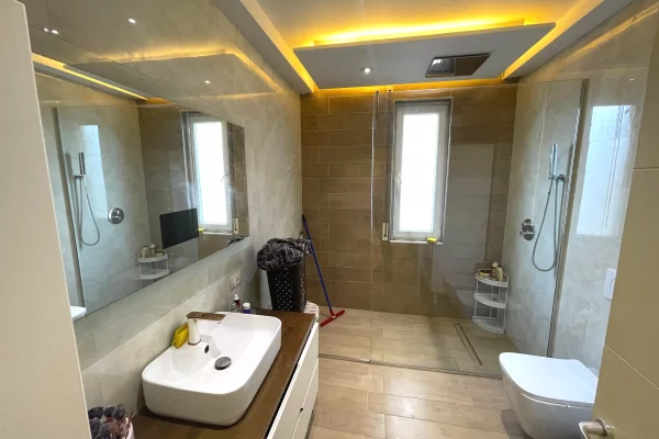 Shitet, Apartament 2+1+2, Kopshti Botanik