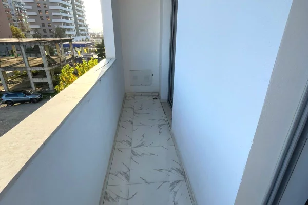 Shtepi ne shitje Apartament ne Tirane, 2+1, Mobilimi E mobiluar, Pagesa 110,000,000  Euro.