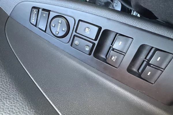 Makina ne shitje ne Tirane, Hyundai, 2015 Diesel,Kambio Automatik Pagesa 13,000  Euro.