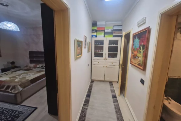 Shtepi ne shitje 2+1 ne Tirane - 400,000 Euro