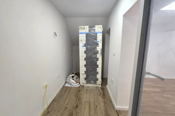 Shtepi ne shitje 2+1 ne Tirane - 149,000 Euro