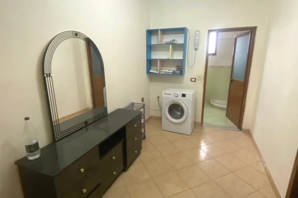 Shtepi ne shitje 1+1 ne Tirane - 123,000 Euro