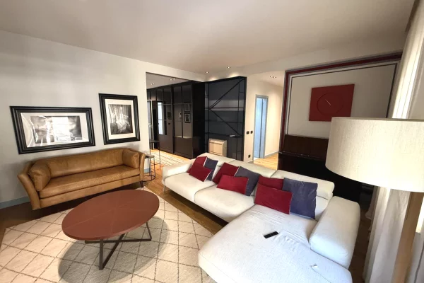 Luxury villas for sale in Tirana 3+1, Furnished