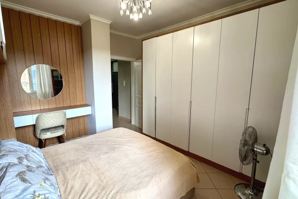 Shtepi me qera Apartament ne Tirane, 2+1, Mobilimi E mobiluar, Pagesa 700  Euro.
