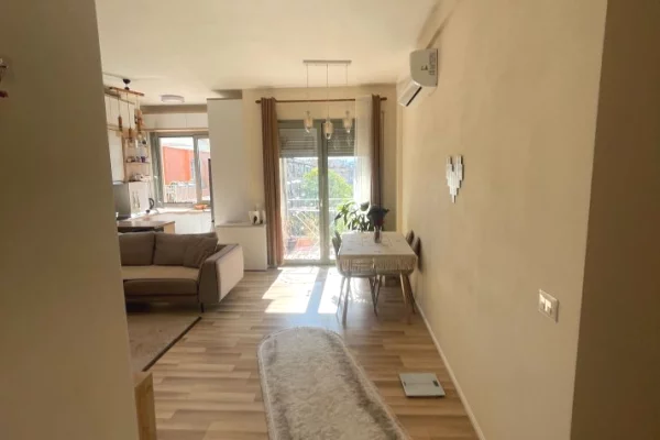 Casa in affitto 2+1 a Tirana - 750 Euro