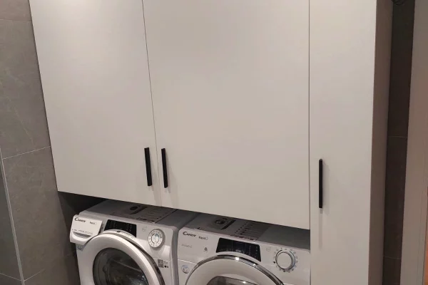 Shtepi me qera Apartament ne Tirane, 2+1, Mobilimi E mobiluar, Pagesa 1,000  Euro.