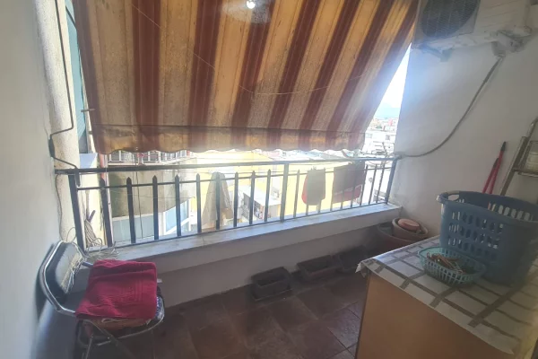 Shtepi me qera 2+1 ne Tirane - 650 Euro