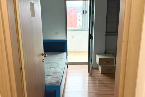 Shtepi me qera Apartament ne Tirane, 2+1, Mobilimi E mobiluar, Pagesa 70,000  Leke.