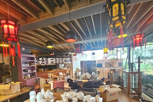 Bar kafe me qera te myslym shyri 