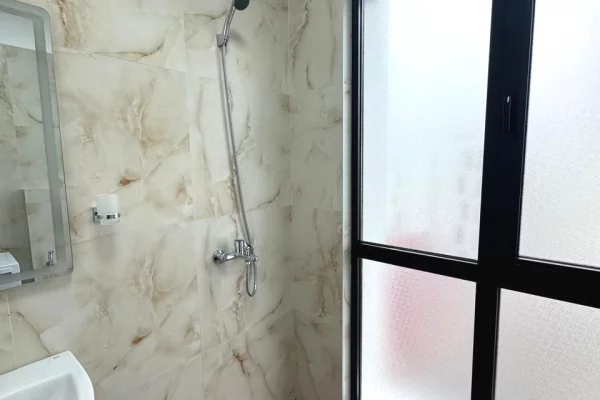 Shtepi ne shitje 1+1 ne Tirane - 16,000,000 Leke