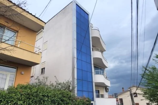 Godin 5 kate ne shitje