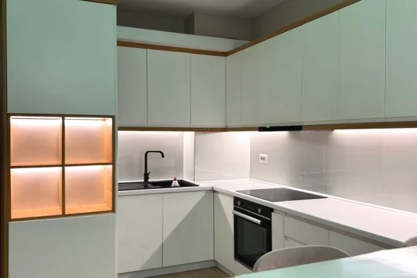 Shtepi me qera 2+1 ne Tirane - 70,000 Leke