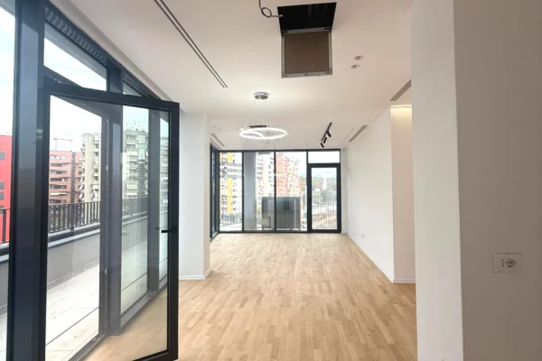 Shtepi ne shitje Apartament ne Tirane, 2+1, Mobilimi Bosh, pa mobiluar, Pagesa 486,000  Euro.