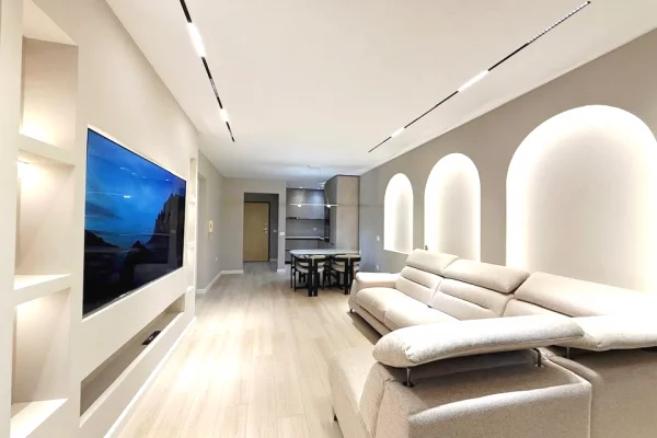 Shtepi ne shitje Apartament ne Tirane, 2+1, Mobilimi E mobiluar, Pagesa 320,000  Euro.