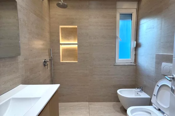 Shtepi ne shitje 2+1 ne Tirane - 320,000 Euro