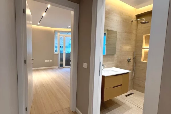 Shtepi ne shitje 2+1 ne Tirane - 320,000 Euro