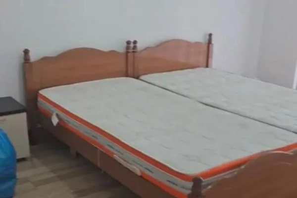 Shtepi me qera 1+1 ne Tirane - 40,000 Leke