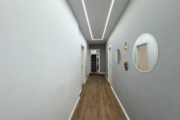 Shtepi ne shitje 2+1 ne Tirane - 275,000 Euro
