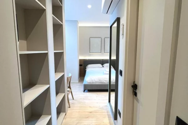 Shtepi ne shitje Apartament ne Tirane, 1+1, Mobilimi E mobiluar, Pagesa 399,000  Euro.