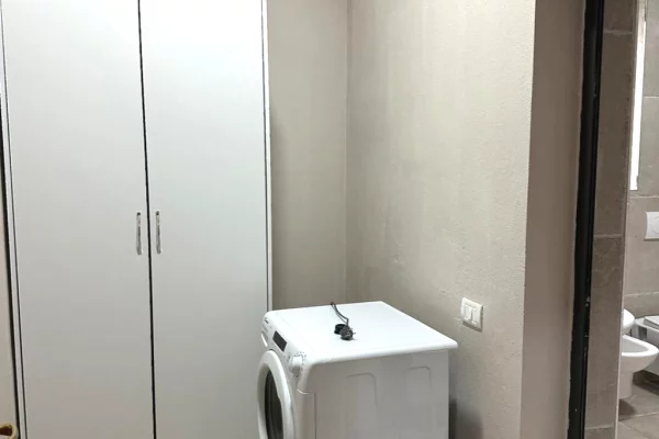 Shtepi me qera Apartament ne Tirane, 2+1, Mobilimi E mobiluar, Pagesa 50,000  Leke.