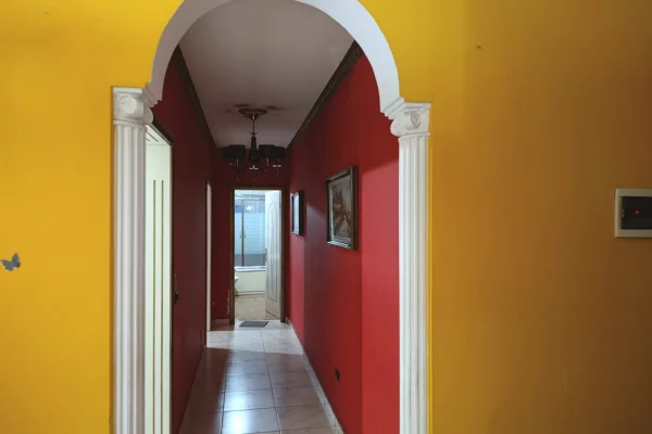 Shtepi ne shitje Apartament ne Tirane, 2+1, Mobilimi E mobiluar, Pagesa 175,000  Euro.