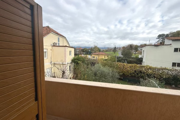 Shtepi me qera 2+1 ne Tirane - 45,000 Leke