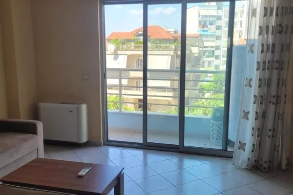 Shtepi ne shitje 1+1 ne Tirane - 167,000 Euro
