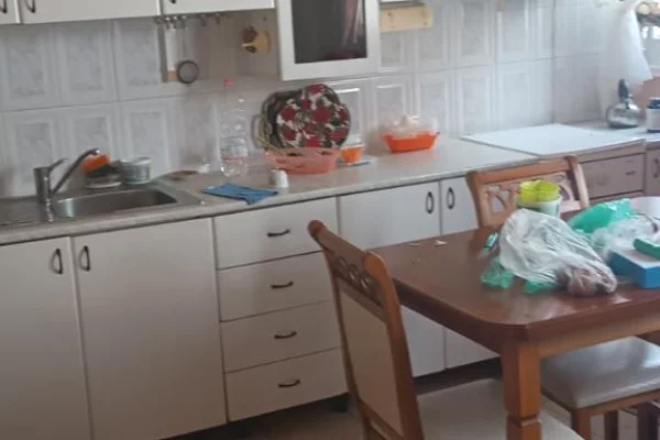 Shtepi me qera 2+1 ne Tirane - 500 Euro