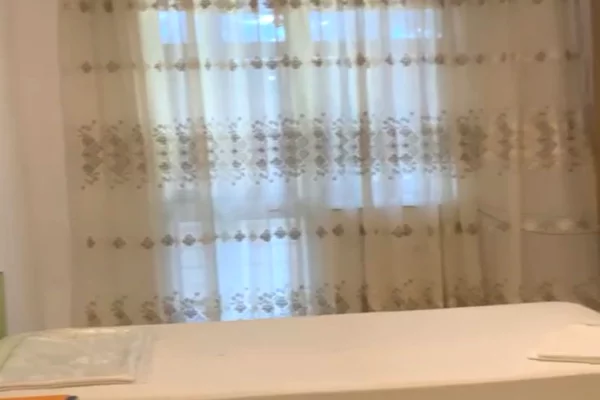 Shtepi me qera 2+1 ne Tirane - 40,000 Leke