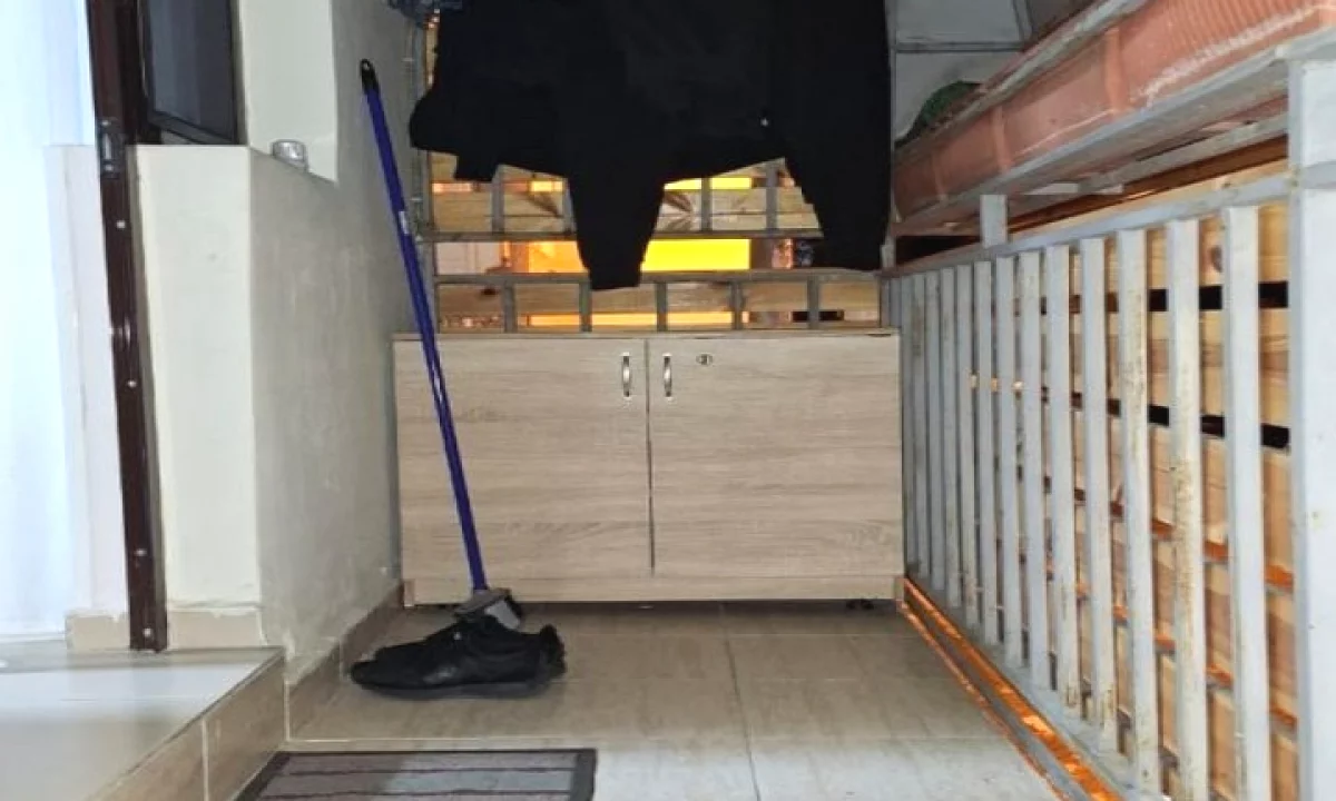 Shtepi me qera Apartament ne Tirane, Garsoniere, Mobilimi E mobiluar, Pagesa 350  Euro.