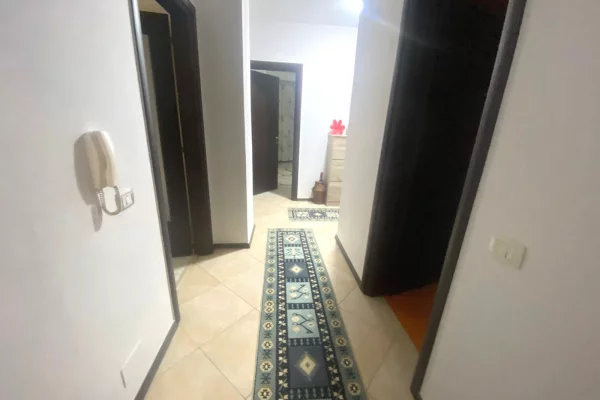 Shtepi me qera Apartament ne Tirane, 2+1, Mobilimi E mobiluar, Pagesa 850  Euro.