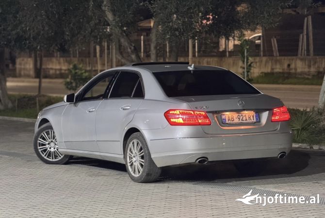 Makina ne shitje  ne Tirane - 8,000 Euro