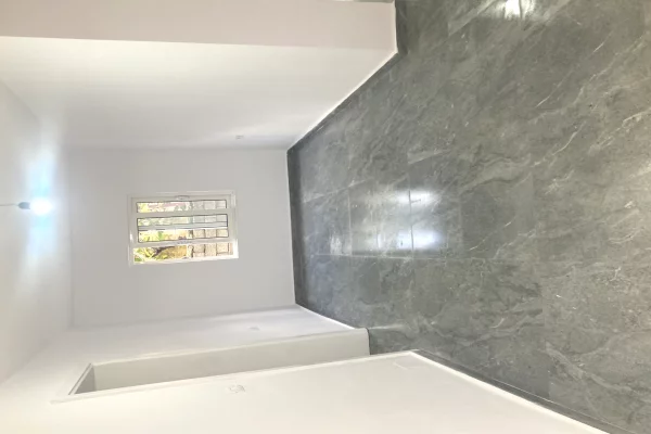 Shtepi me qera 3+1 ne Tirane - 650 Euro