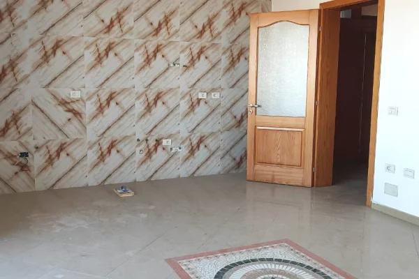 Shtepi ne shitje Vila Luksoze ne Tirane, 2+1, Mobilimi Bosh, pa mobiluar, Pagesa 468,000  Euro.