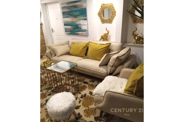 Shtepi ne shitje Apartament ne Durres, 3+1, Mobilimi E mobiluar, Pagesa 128,000  Euro.