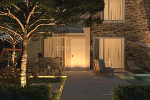 Shtepi ne shitje Vila Luksoze ne Durres, 4+1, Mobilimi E mobiluar, Pagesa 550,000  Euro.