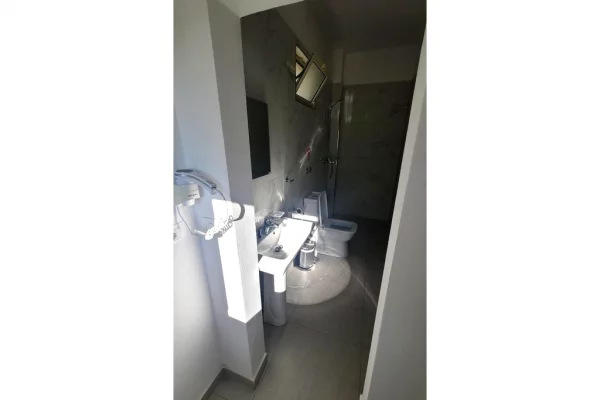 Shtepi ne shitje 7+1 ne Durres - 2,300,000 Euro