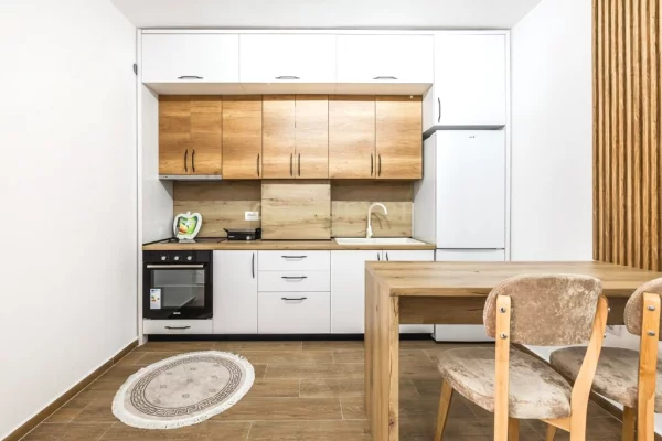 Shtepi ne shitje Apartament ne Durres, 2+1, Mobilimi E mobiluar, Pagesa 155,000  Euro.