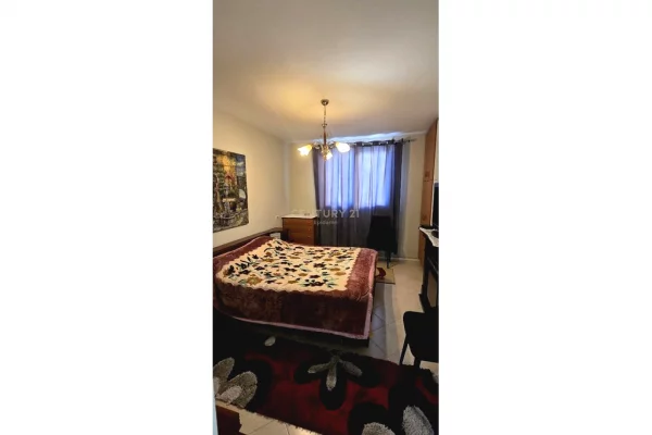 Shtepi ne shitje Apartament ne Durres, 2+1, Mobilimi E mobiluar, Pagesa 200,000  Euro.