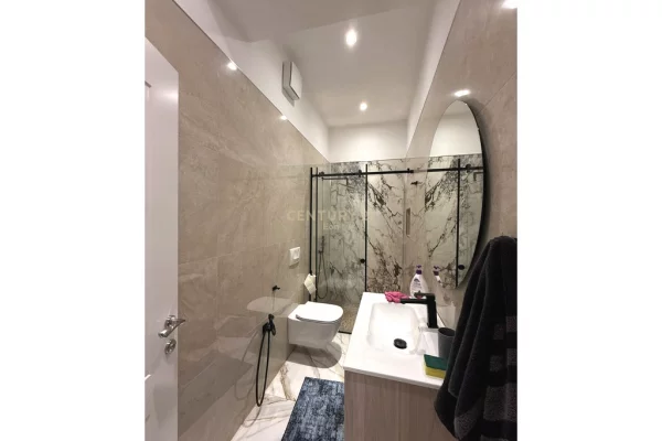 Shtepi ne shitje 1+1 ne Durres - 95,000 Euro